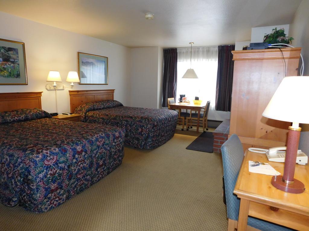 Pacific Gardens Inn Pacific Grove Eksteriør billede